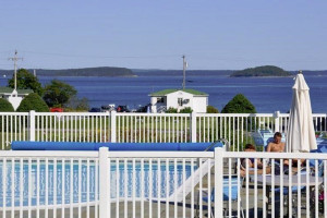 The Colony Cottages On Frenchman's Bay