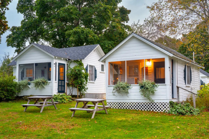 Bar Harbor Cottages & Suites — Bar Harbor, ME