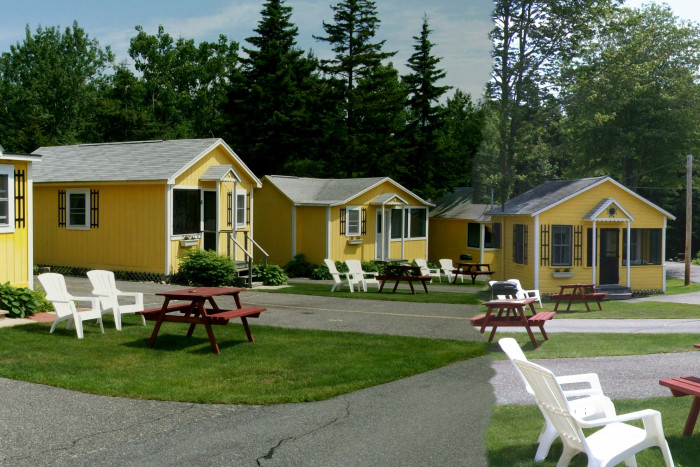 Sunnyside Motel & Cottages — , 