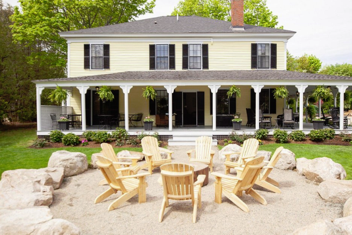 Yellow House Inn — Bar Harbor, ME