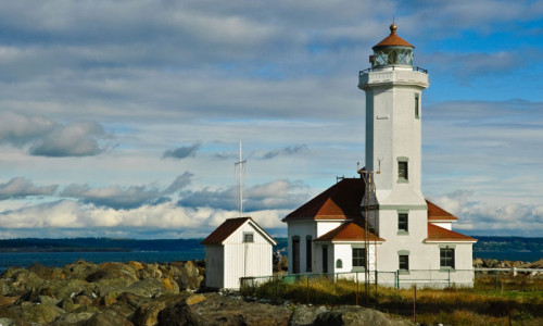 Fort Point Lighthouse